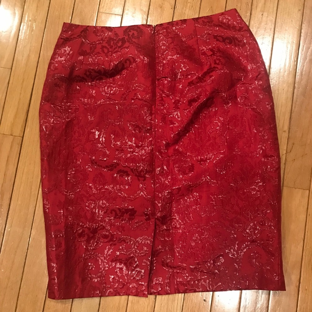 Great Sunny Leigh Detailed red skirt knee length